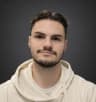Portrait de Nolan Liogier, développeur Full Stack et DevOps chez Kodokod